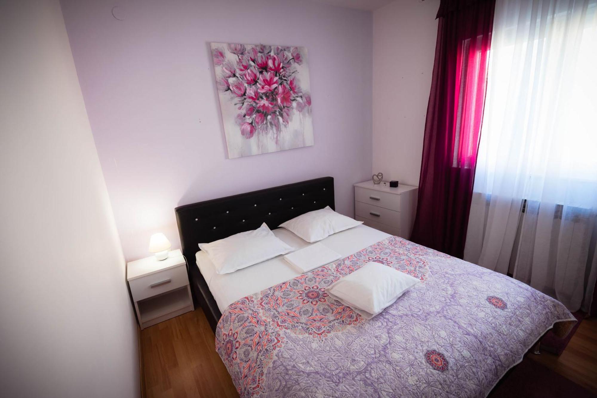 Apartmani Bare I Danica Grebaštica Rum bild